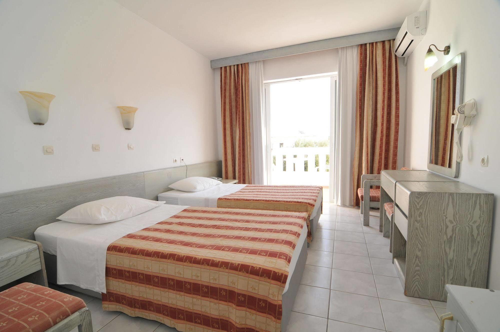 Fourtounis Hotel Kefalos  Bagian luar foto