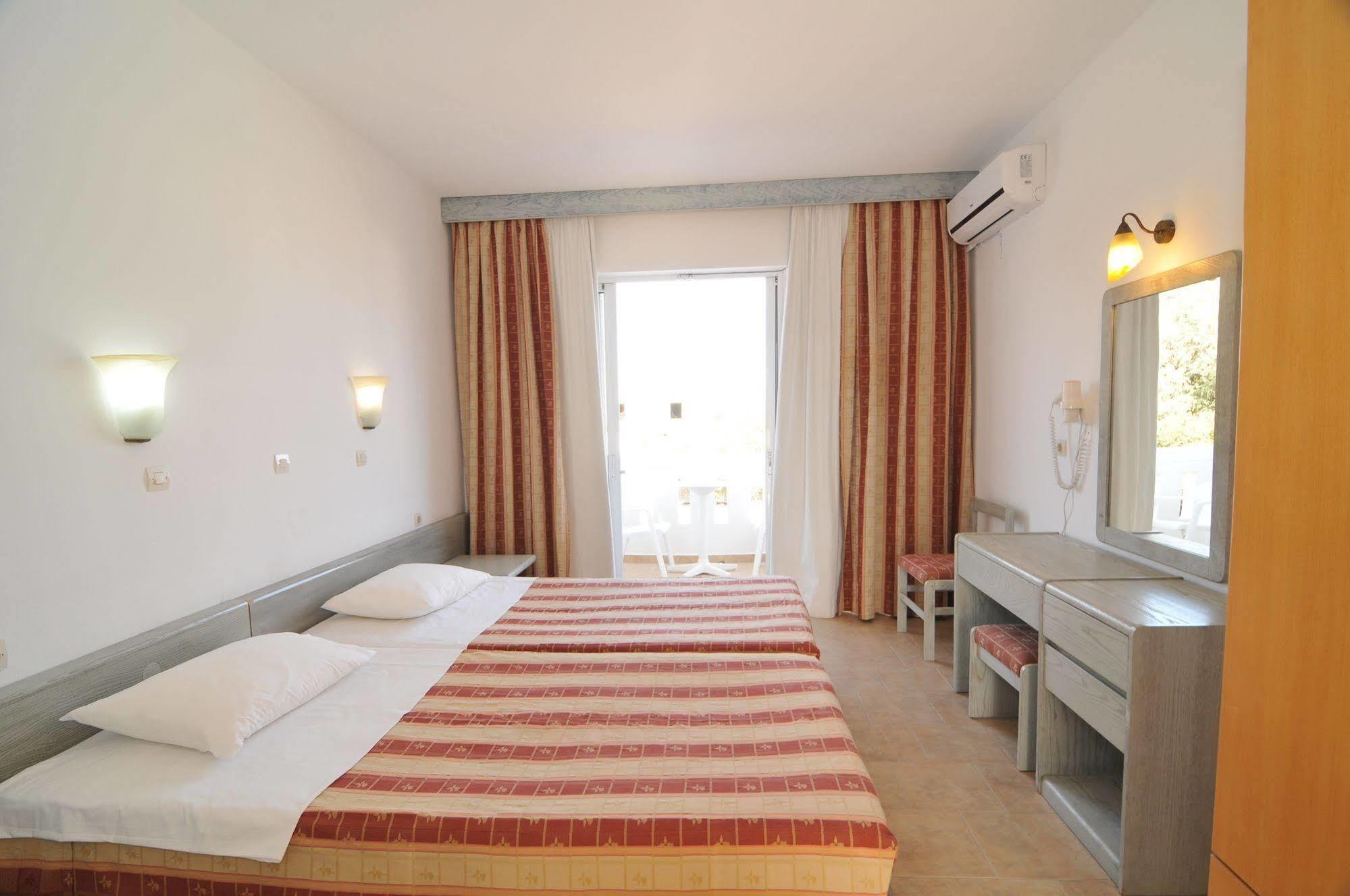 Fourtounis Hotel Kefalos  Bagian luar foto