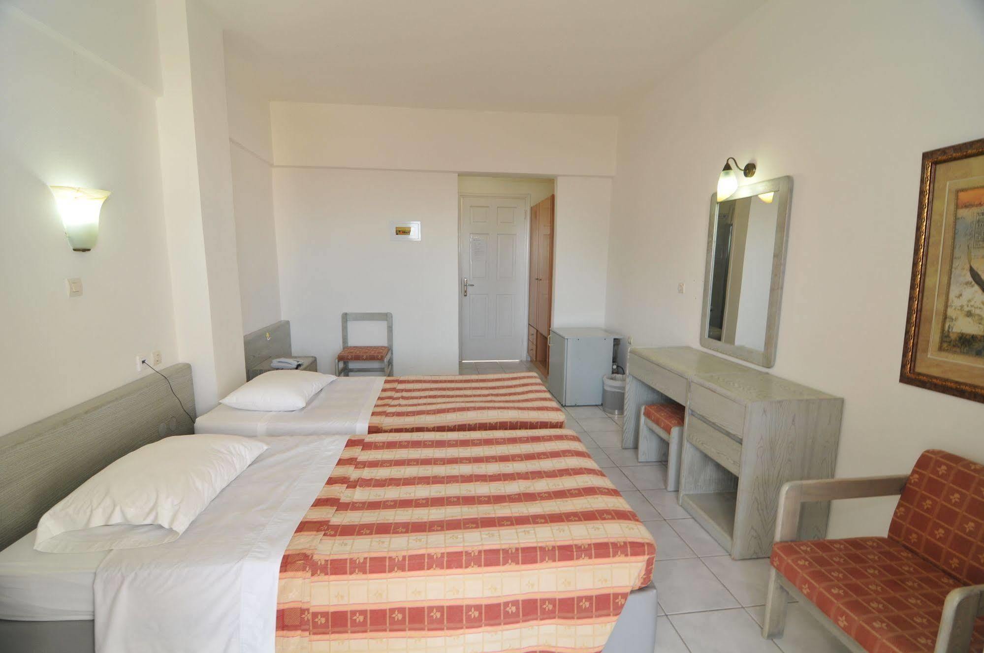 Fourtounis Hotel Kefalos  Bagian luar foto